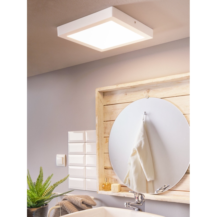 Eglo 96169 - LED loftlampe til badeværelse FUEVA 1 LED/22W/230V IP44 30x30 cm