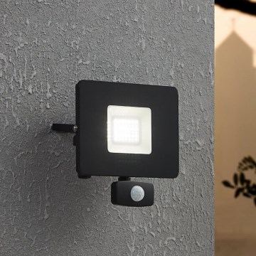 Eglo - LED projektør med sensor LED/30W/230V IP44