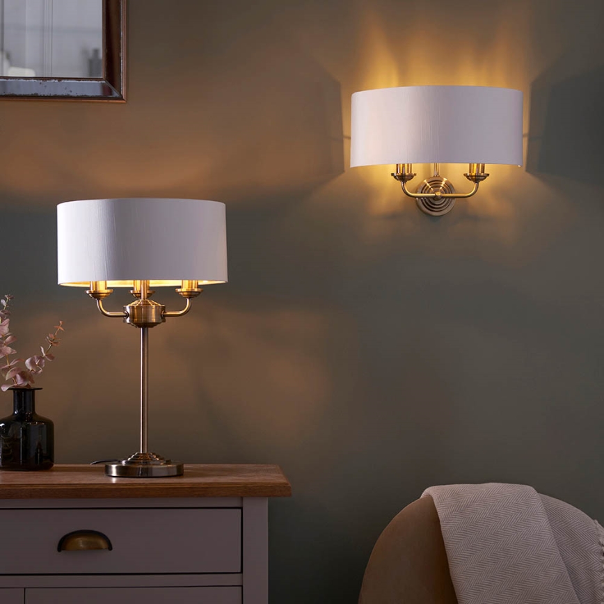 Endon 98932 - Bordlampe HIGHCLERE 3xE14/18W/230V hvid/messing Ø 32 cm