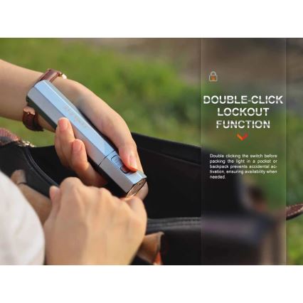 Fenix ECPBLUE - Genopladelig LED lommelygte med powerbank USB IP68 1600 skinnende 504 timer 5000 mAh blå