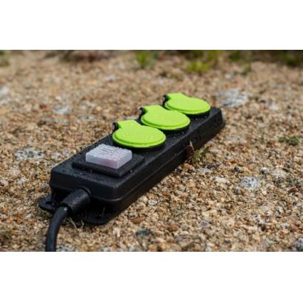 Forlængerledning med afbryder 3 udtag 3m IP44