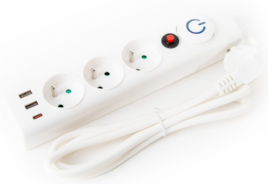 Forlængerledning med afbryder 3Z Type E + 2xUSB-A + 1xUSB-C 1,5 m
