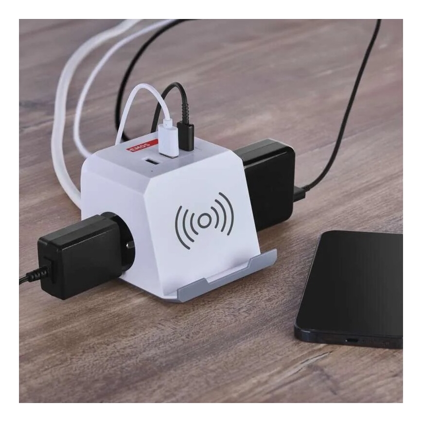 Forlængerledning terning med trådløs opladning QI 2Z +2xUSB-A+1xUSB-C 2 m hvid