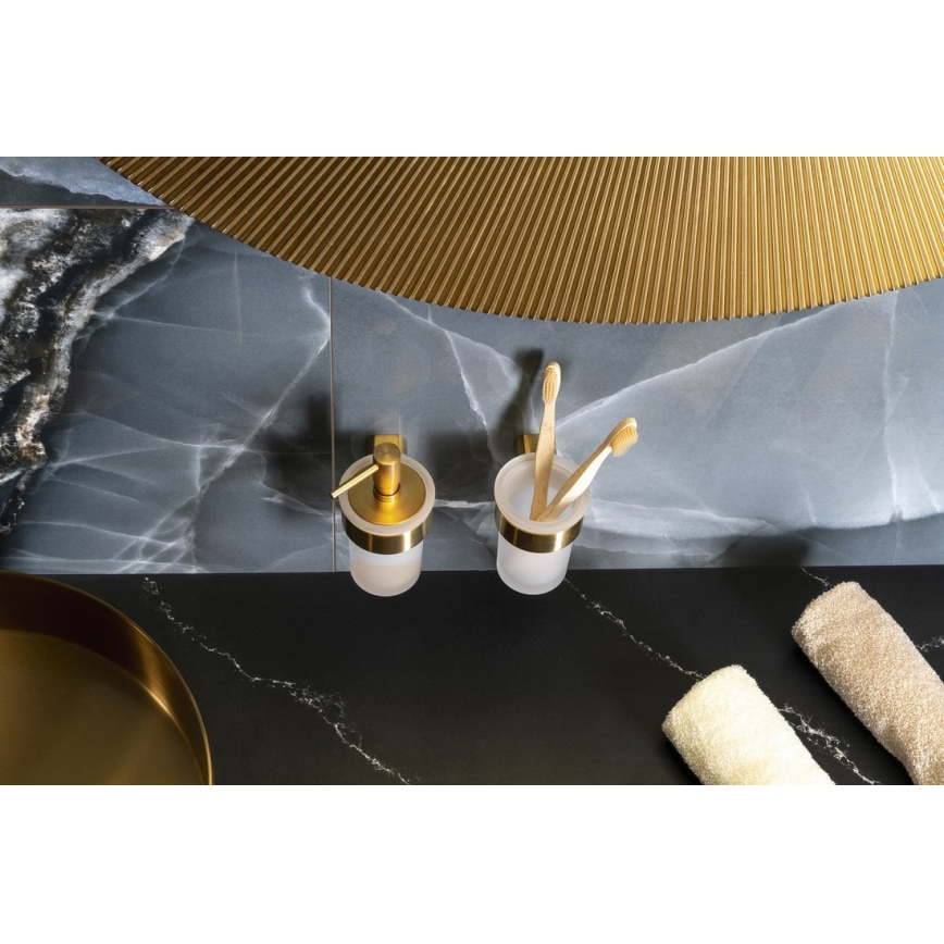 Gedy - Vægmonteret tandbørsteholder PIRENEI mælkehvidt glas/mat guld