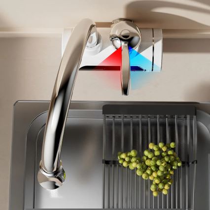 Gennemstrømsvandvarmer med LED-lys display 3000W/230V IPX4 hvid