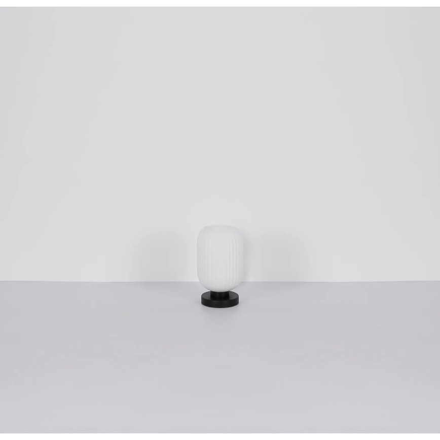Globo - Bordlampe 1xE27/40W/230V hvid