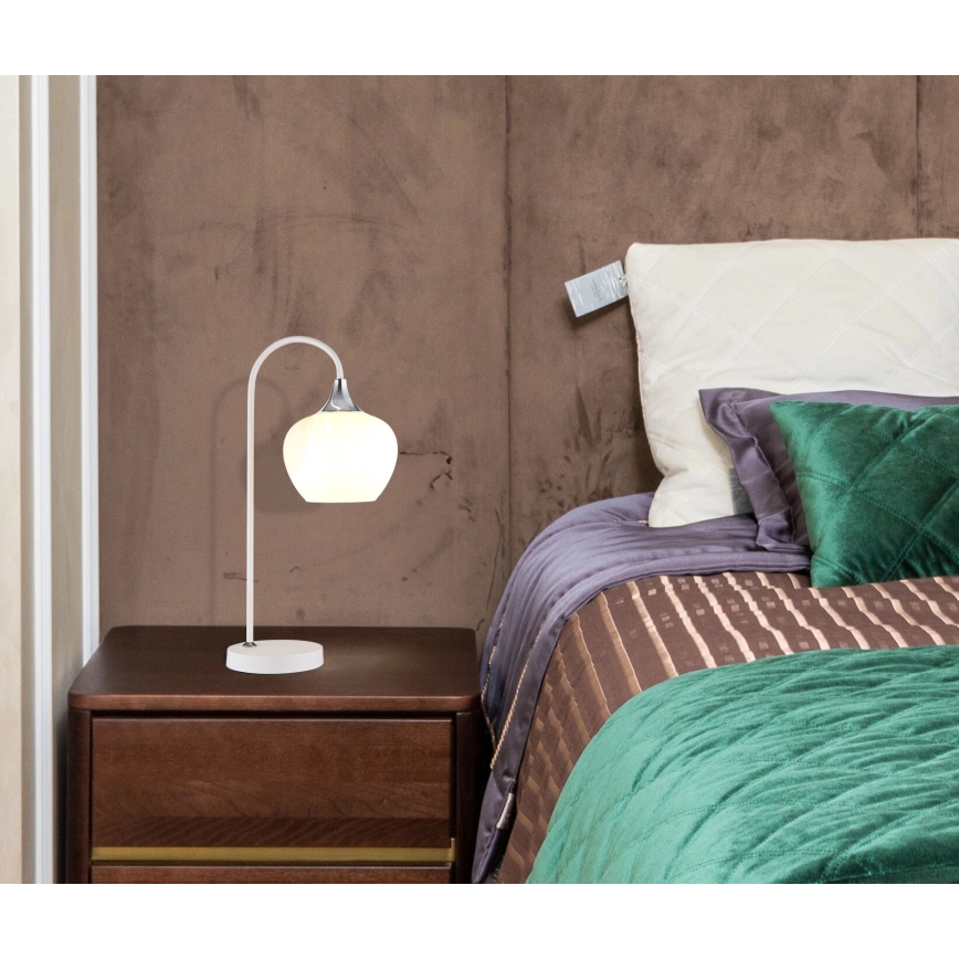 Globo - Bordlampe 1xE27/40W/230V hvid