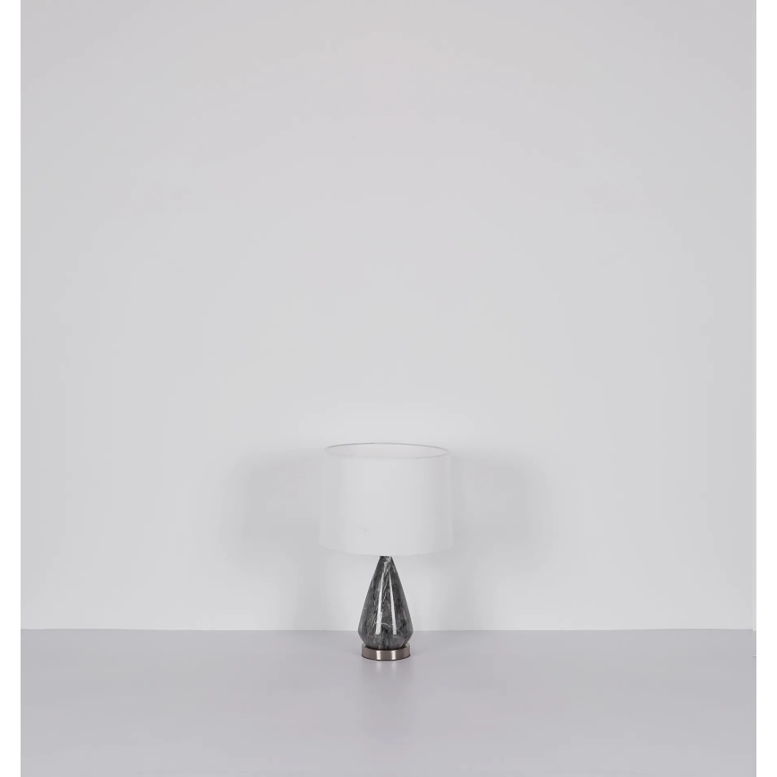 Globo - Bordlampe 1xE27/40W/230V hvid