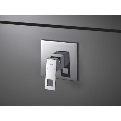 GROHE 24061000 - EUROCUBE brusebatteri, poleret krom