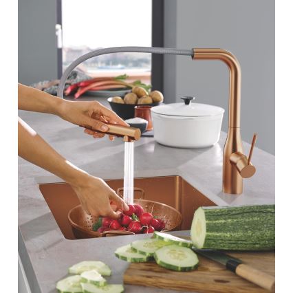 GROHE 30270DL0 - ESSENCE køkkenarmatur i bronze