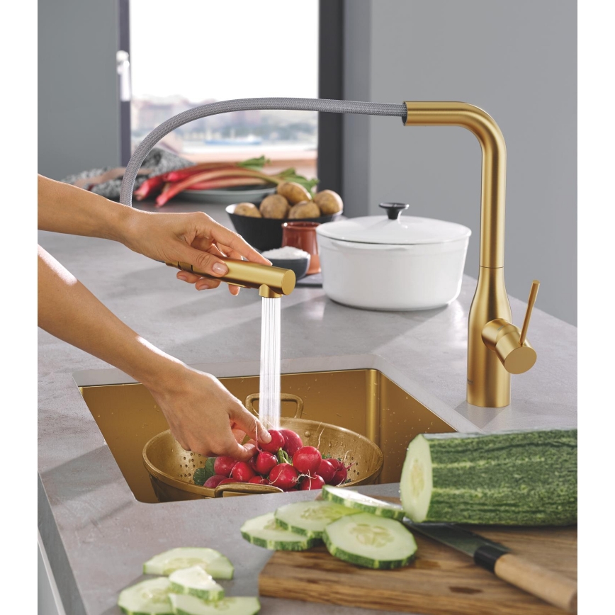 GROHE 30270GN0 - ESSENCE køkkenarmatur i guld