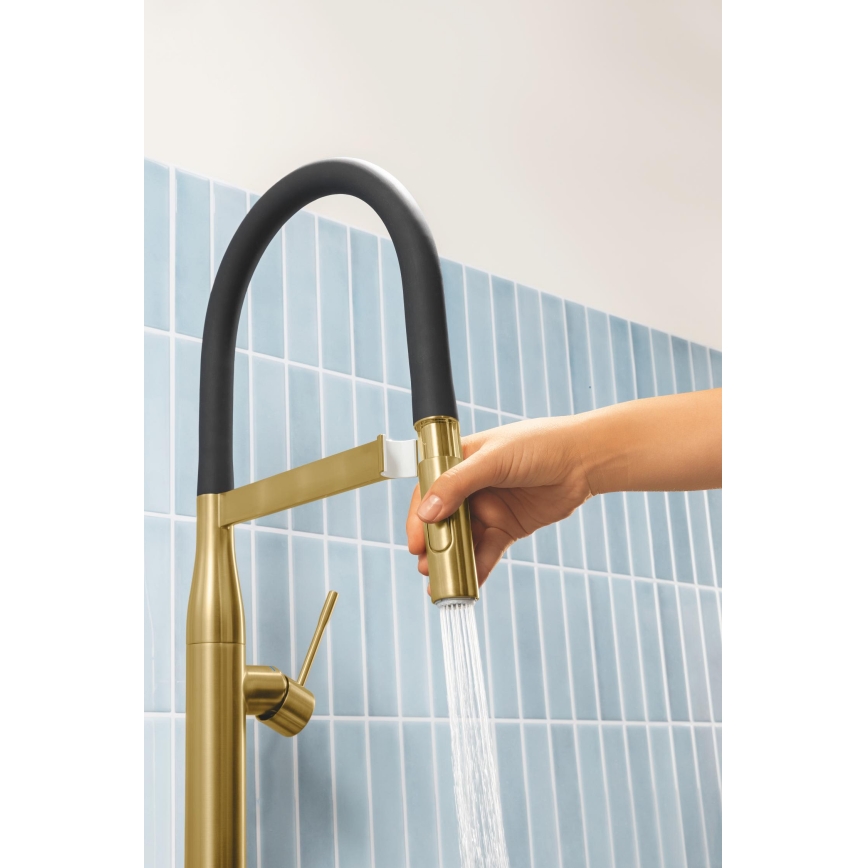 GROHE 30294GN0 - ESSENCE køkkenarmatur, guld