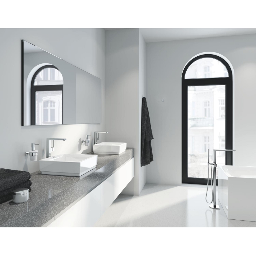 GROHE 32618003 - Håndvaskarmatur PLUS XL i poleret krom
