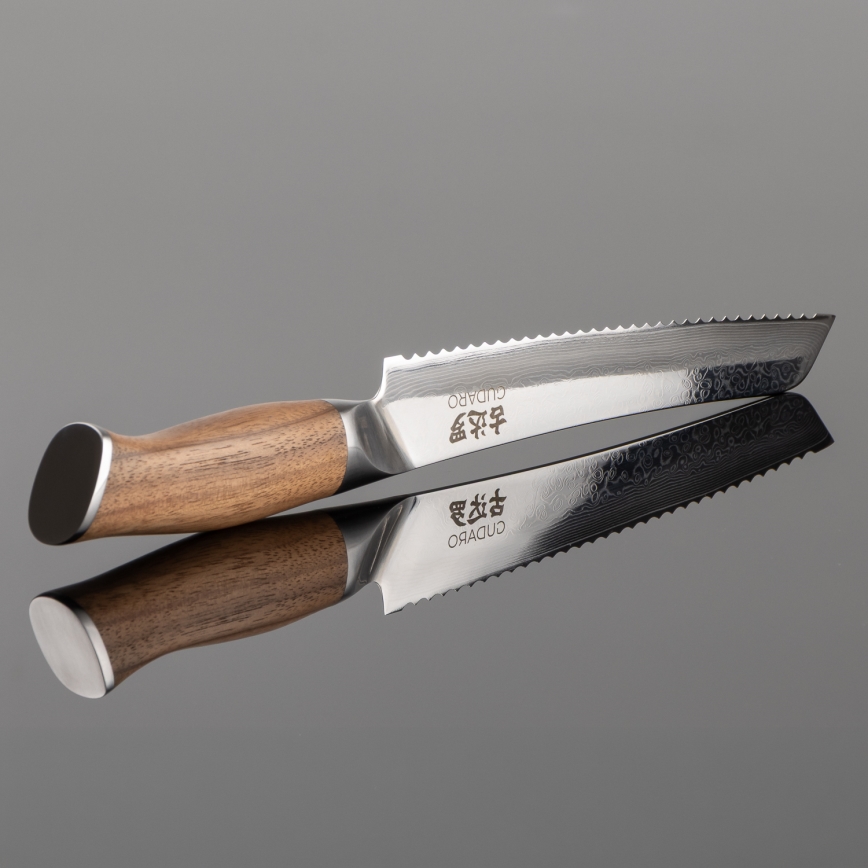 Gudaro - Damaskus brødkniv TAKUMI 8, 67 lag stål, længde 20 cm, valnøddetræ