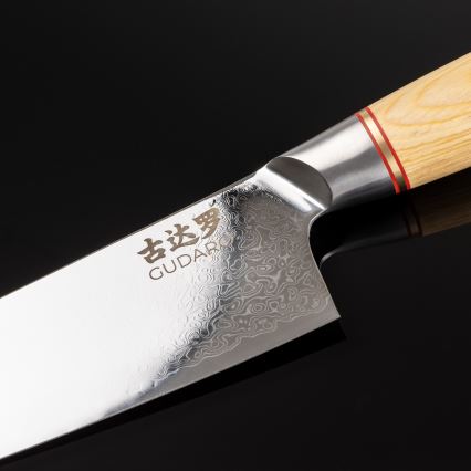 Gudaro - HIKARI kokkekniv i damaskusstål 8, 67 lag stål, klingelængde 20 cm