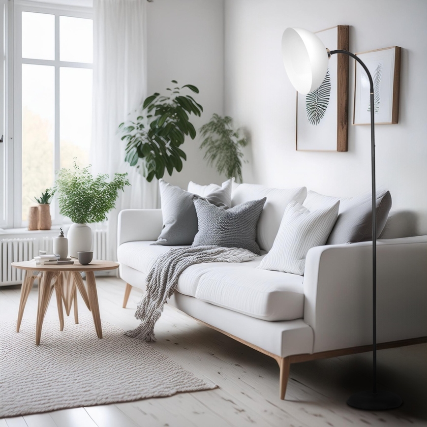 Gulvlampe ZACK 1xE27/15W/230V, sort