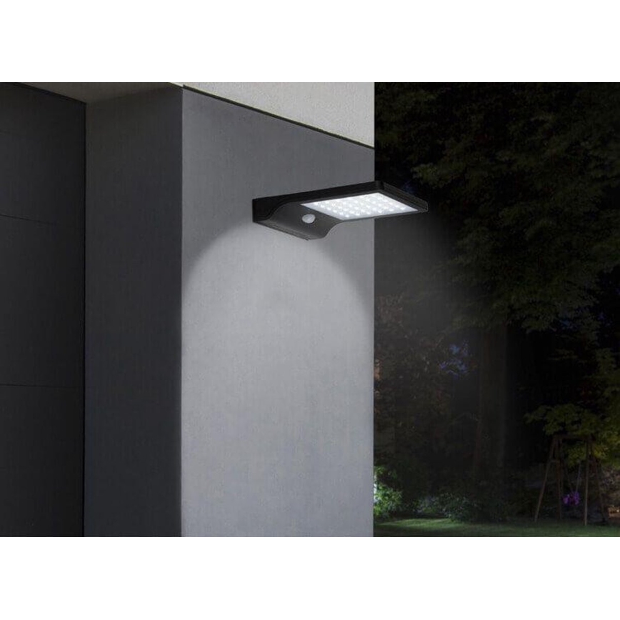 HÖFFTECH - Solcelledrevet LED-væglampe med bevægelses- og skumringssensor LED/3,7V 2200 mAh IP44