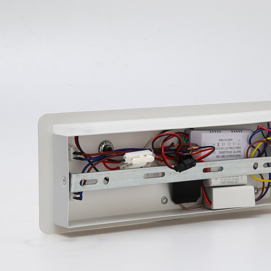 Immax 08285L - LED vægspot m. hylde + USB-port og trådløs opladning Be PREPARE LED/3W/230V hvid