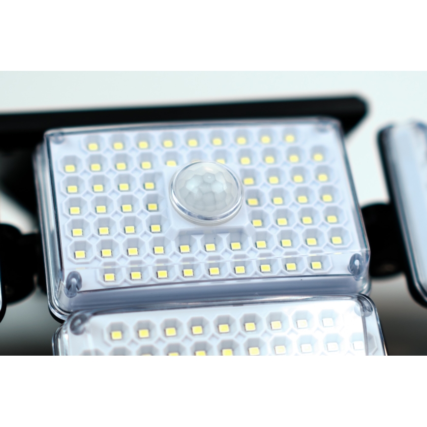 Soldrevet LED væglampe med sensor LED/5W/5,5V IP65 2400 mAh