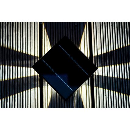 LED solcelle væglampe med sensor LED/2W/5V IP54 1300 mAh