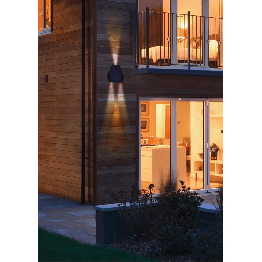 LED solcelle væglampe med sensor LED/2W/5V IP54 1300 mAh
