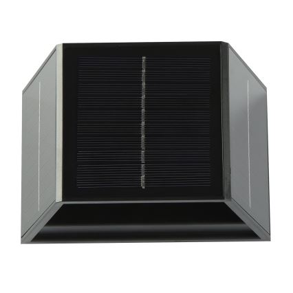 Soldrevet LED væglampe med sensor LED/2W/5V IP54 1300 mAh