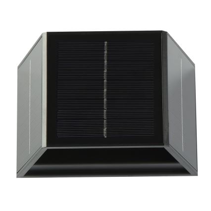 Soldrevet LED væglampe med sensor LED/2W/5V IP54 1300 mAh
