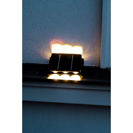 Soldrevet LED væglampe med sensor LED/2W/5V IP54