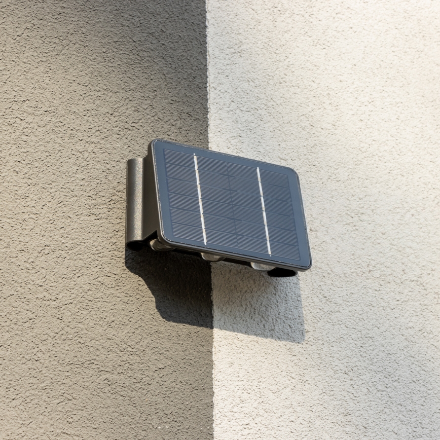 Soldrevet LED væglampe med sensor LED/2W/5V IP54