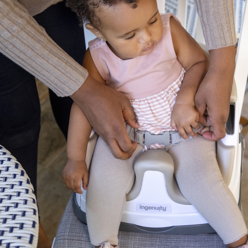 Ingenuity - Boostersæde 2-i-1 BABY BASE beige
