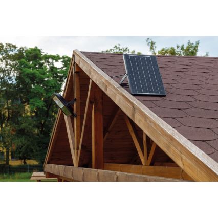 LED dæmpbar projektør med solpanel og skumringssensor LED/15W/15000 mAh 3,2V IP65 + fjernbetjening