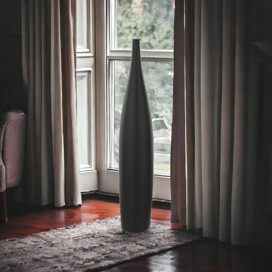 Keramisk vase, 70 cm, mat sort