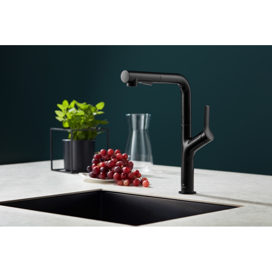 KFA Armatura 6623-220-81 - Hane m. udtrækkelig sprayer DUERO DESIGN rustfri/mat sort