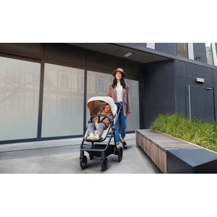 KINDERKRAFT - Multifunktionel barnevogn 4-i-1 NEWLY Klassisk beige + autostol MINK PRO med base ISOFIX