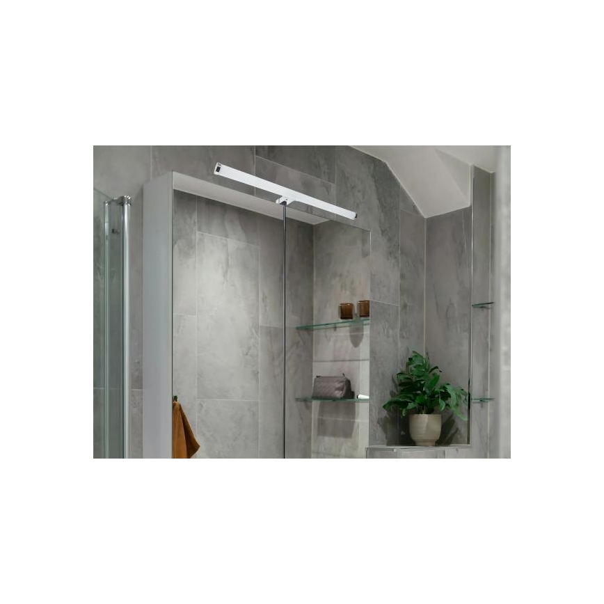 LED belysning til badeværelsesspejl LED/12W/230V 59,5 cm IP44 blank krom