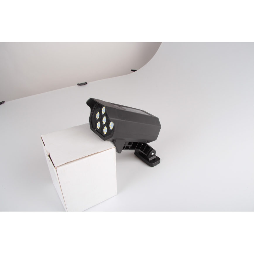 LED Dummy-overvågningskamera med sensor og med solpanel LED/5W/5,5V 800 mAh IP65 + fjernbetjening