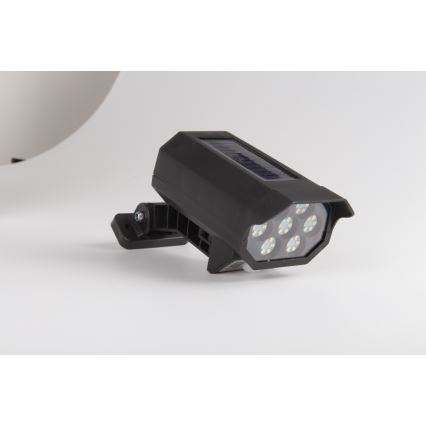 LED Dummy-overvågningskamera med sensor og med solpanel LED/5W/5,5V 800 mAh IP65 + fjernbetjening