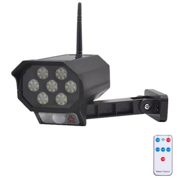 LED Dummy-overvågningskamera med sensor og med solpanel LED/5W/5,5V 800 mAh IP65 + fjernbetjening