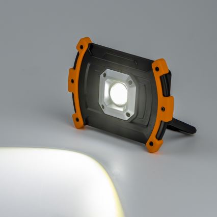 LED dæmpbar genopladelig reflektor LED/10W/5V USB 6500K IP44