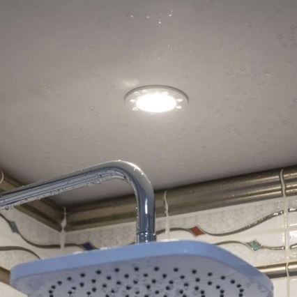 LED indbygningslampe til badeværelse LORI LED/4,5W/230V IP65 2700/4000K diameter 8,5 cm hvid