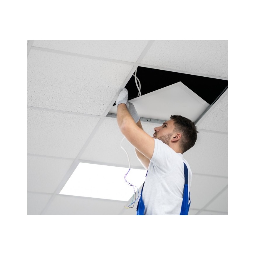 LED indbygningspanel dæmpbart CAPRI LED/25/36/40W/230V 3000/4000/5700K UGR&lt;19 IP44 60x60 cm