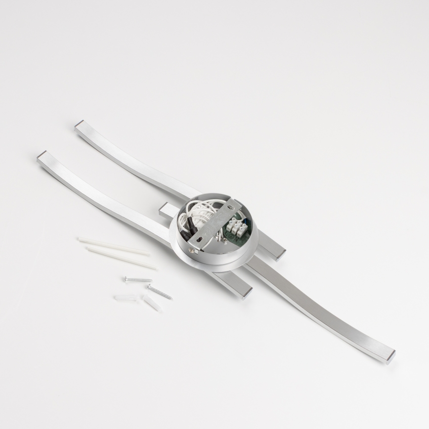 LED loftlampe 3xLED/6W/230V 3000K sølvfarvet