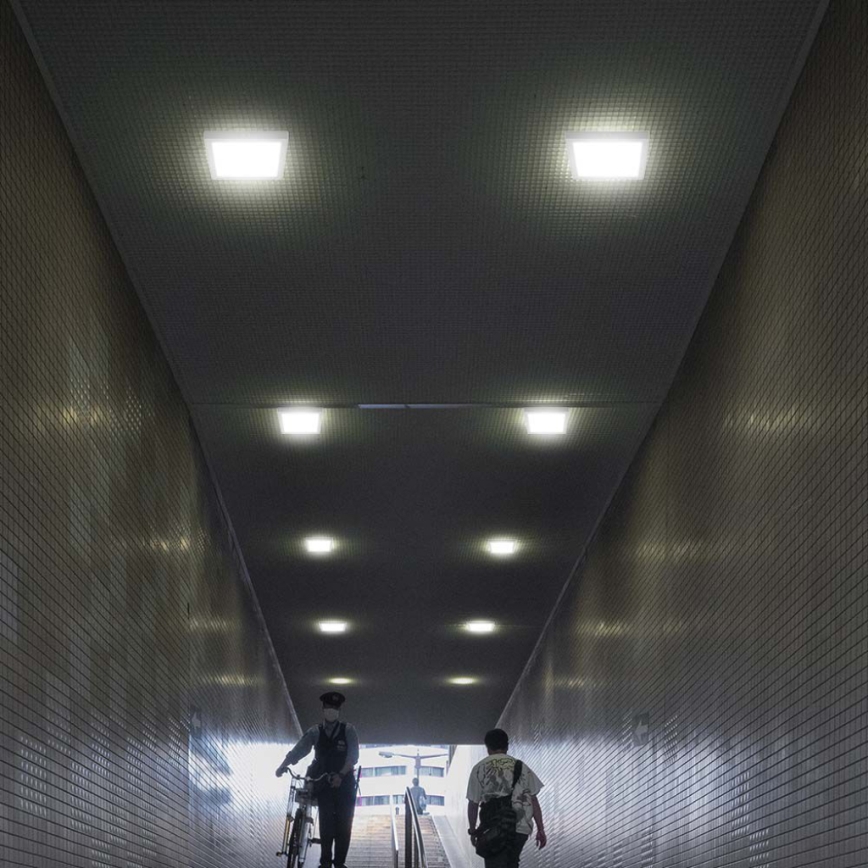LED loftlampe LED/18W/230V 3000K 21,4x21,4 cm hvid