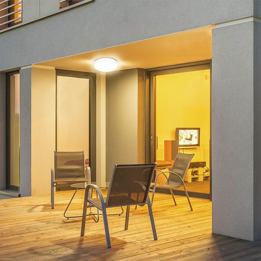 LED loftlampe til badeværelset LED/18W/230V 3000K IP44 Ø 25 cm hvid