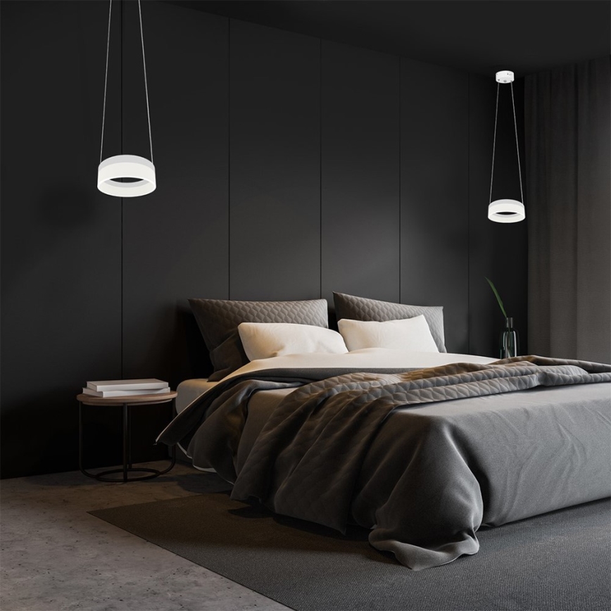 LED lysekrone i en snor RING LED/12W/230V