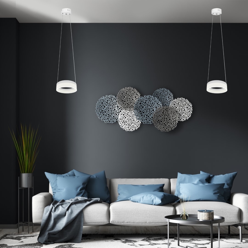 LED lysekrone i en snor RING LED/12W/230V