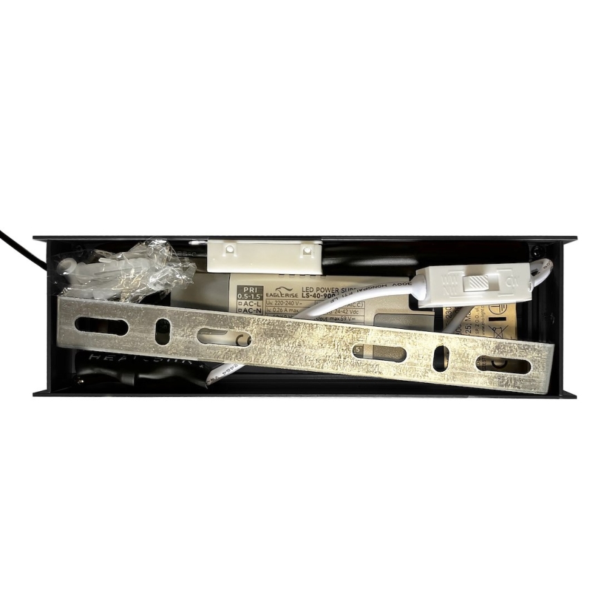 LED-pendel med ophængskabel LINEA LED/36W/230V 3000/4000/5700K CRI 90 sort