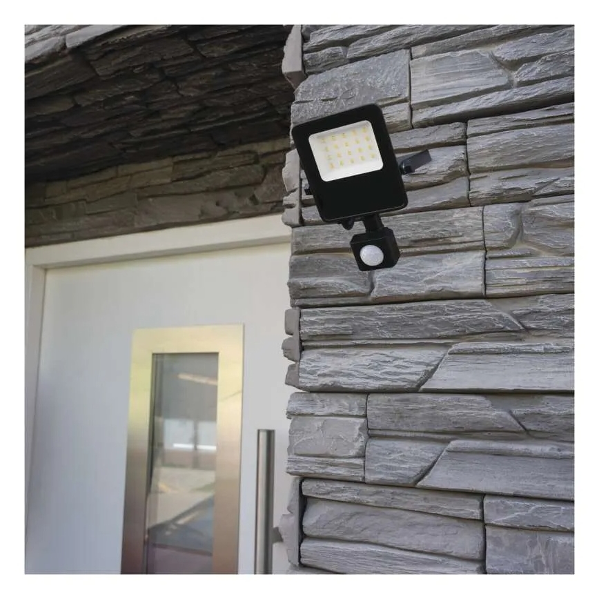 LED projektør med sensor VISIO LED/30W/230V 4000K IP65