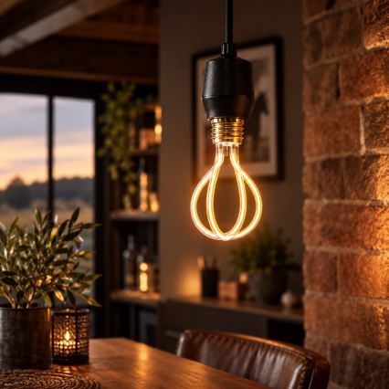 LED-pære BULB E27/8W/230V 2200K