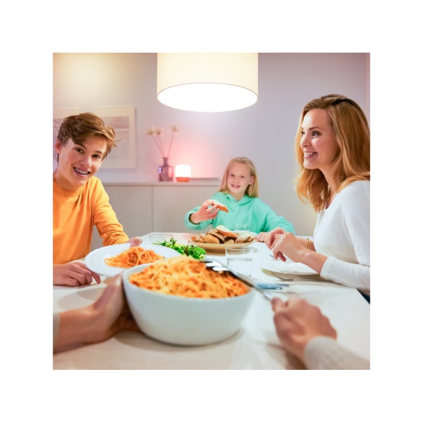 LED-pære dæmpbar A60 E27/8W/230V 2700K CRI 90 Wi-Fi - WiZ